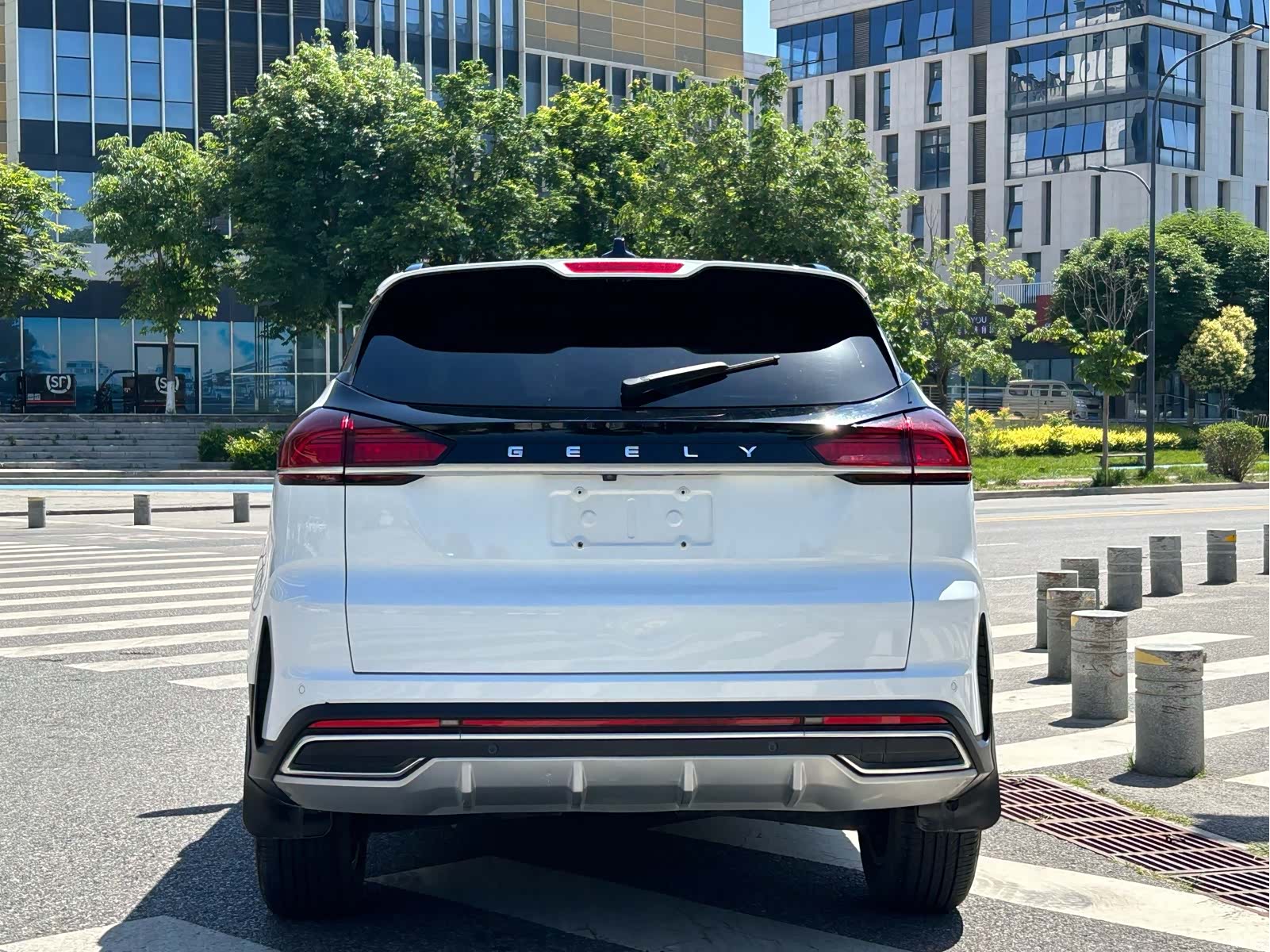 Geely Boyue, 2022 11