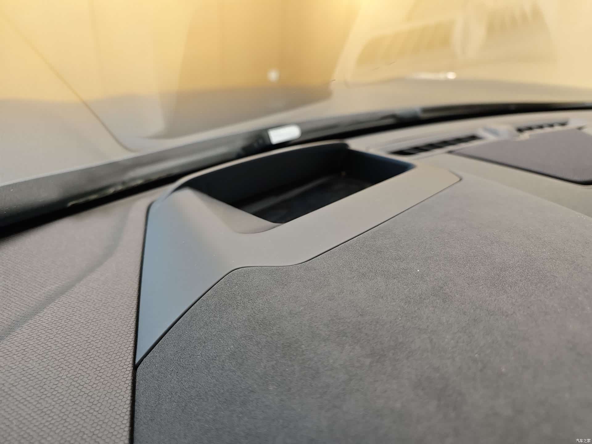 Lynk & Co 01, 2025 15