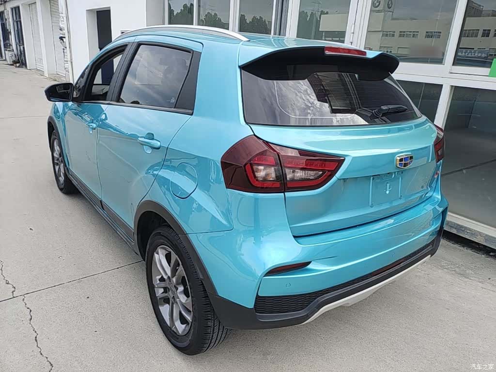 Geely X3, 2021 все фото