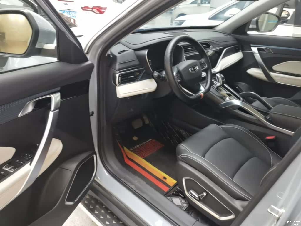 Geely Boyue, 2022 12