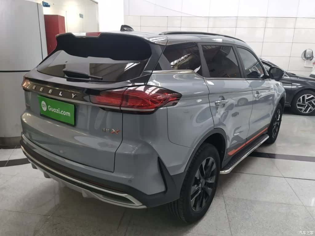 Geely Boyue, 2022 все фото