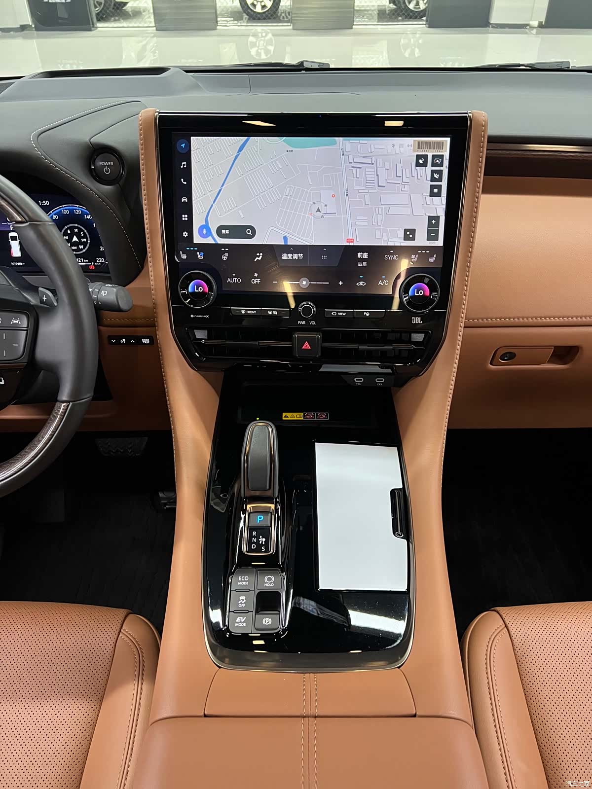 Toyota Vellfire, 2023 18