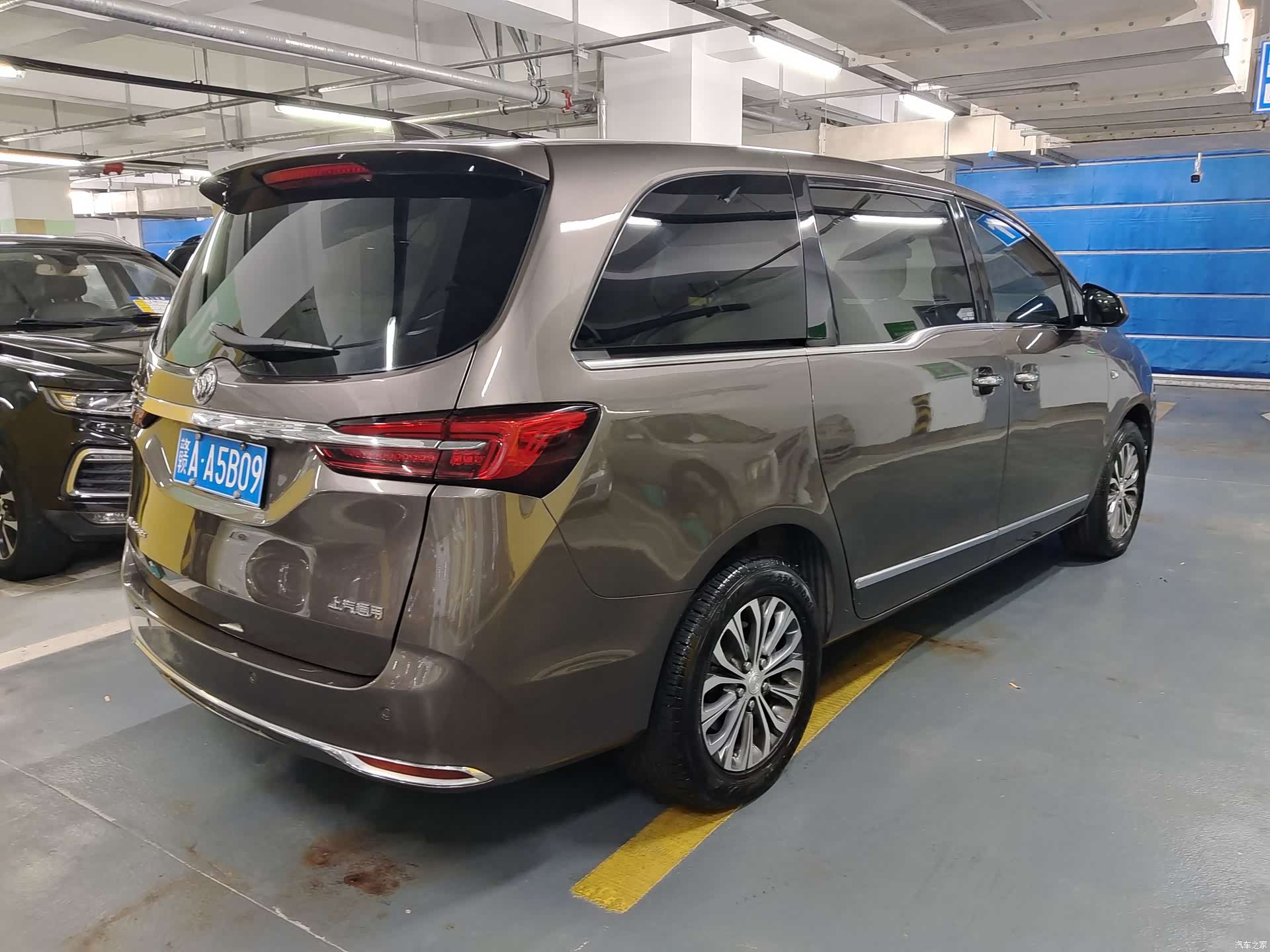 Buick GL8, 2020 4