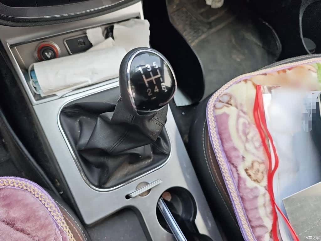JAC V7, 2019 7