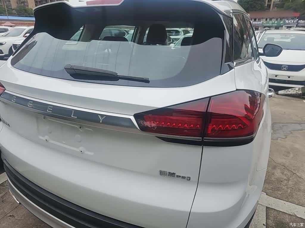Geely Boyue, 2021 8