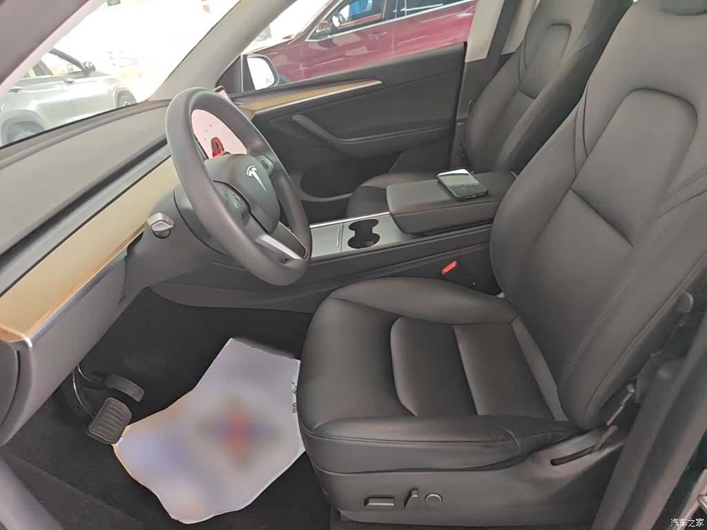 Tesla Model Y, 2021 15