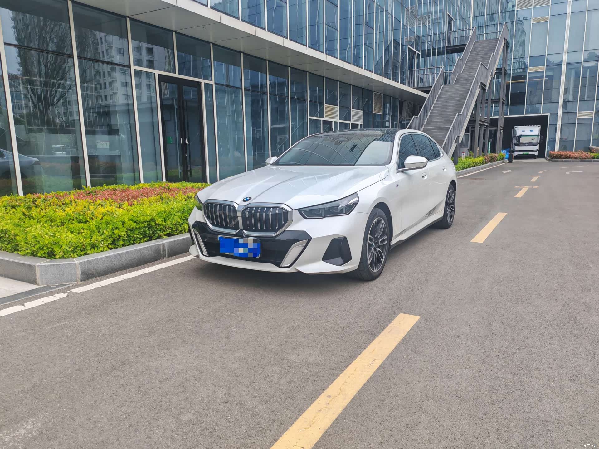 BMW 5 Series, 2024 1