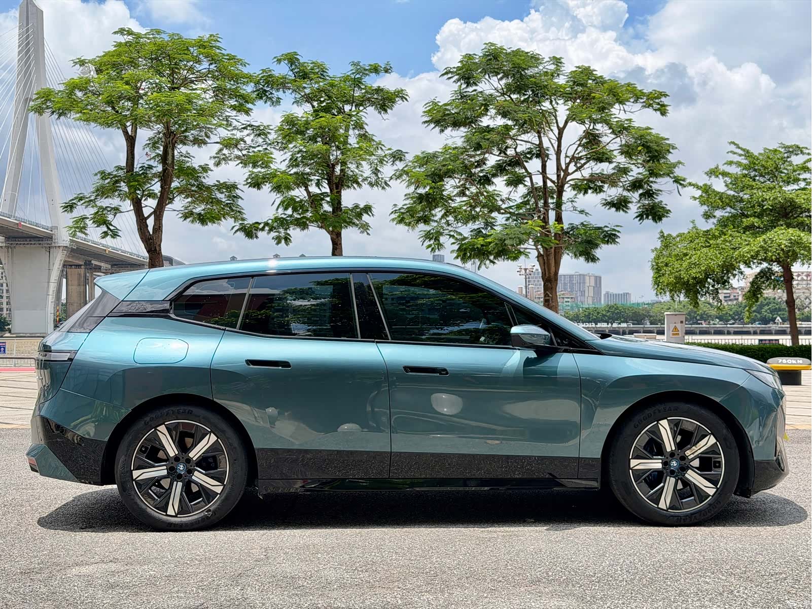 BMW iX, 2022 6