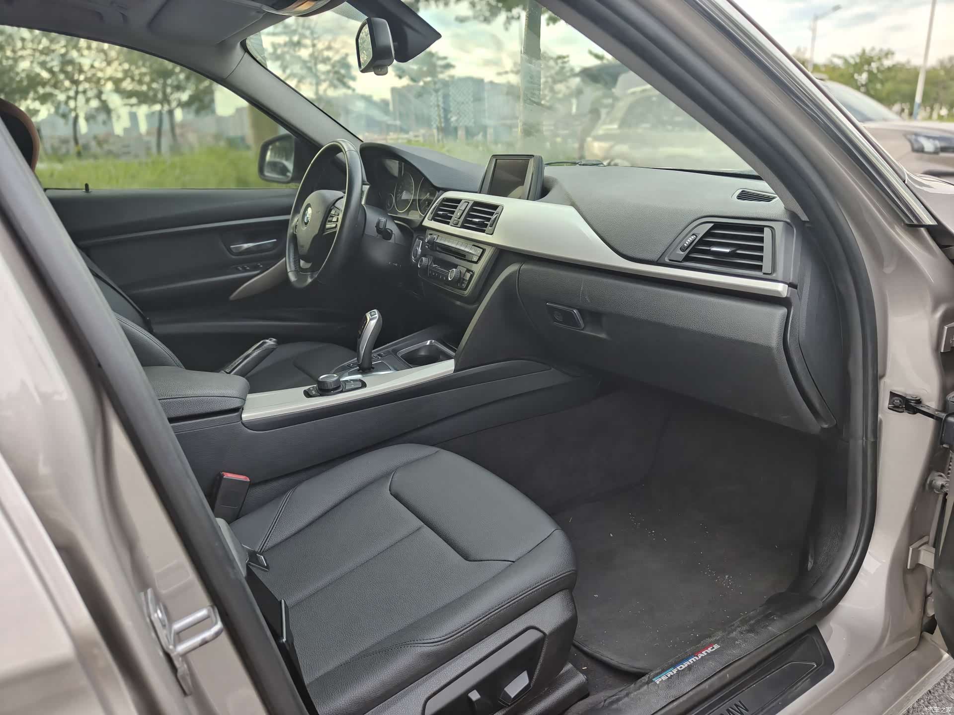 BMW 3 Series, 2015 все фото