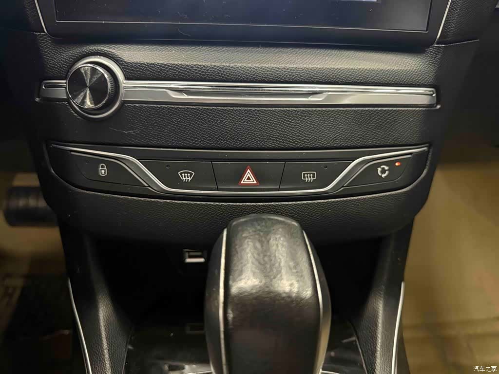 Peugeot 408, 2016 14