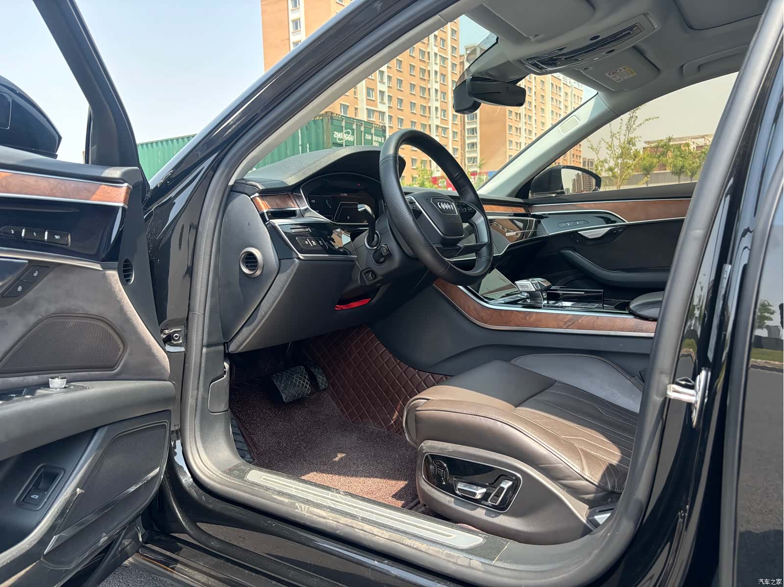 Audi A8L, 2020 все фото