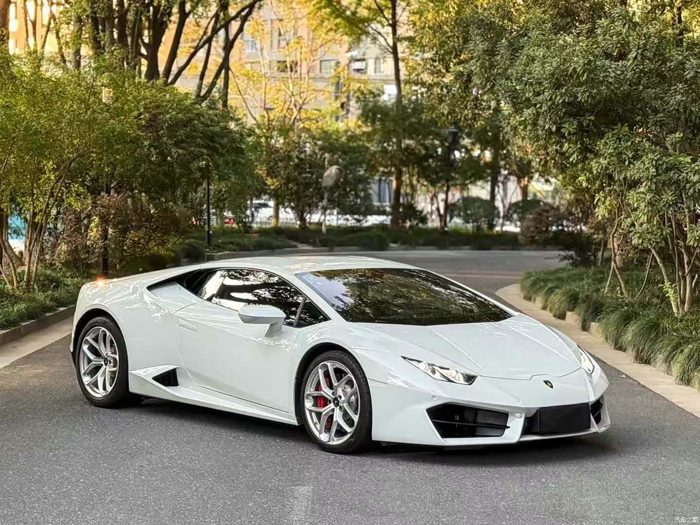 Lamborghini Huracán, 2014 3