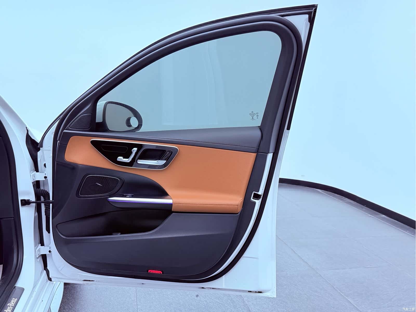 Mercedes-Benz C-Class, 2023 24