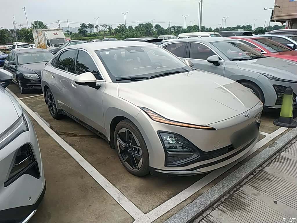 Wuling Starlight, 2024 4