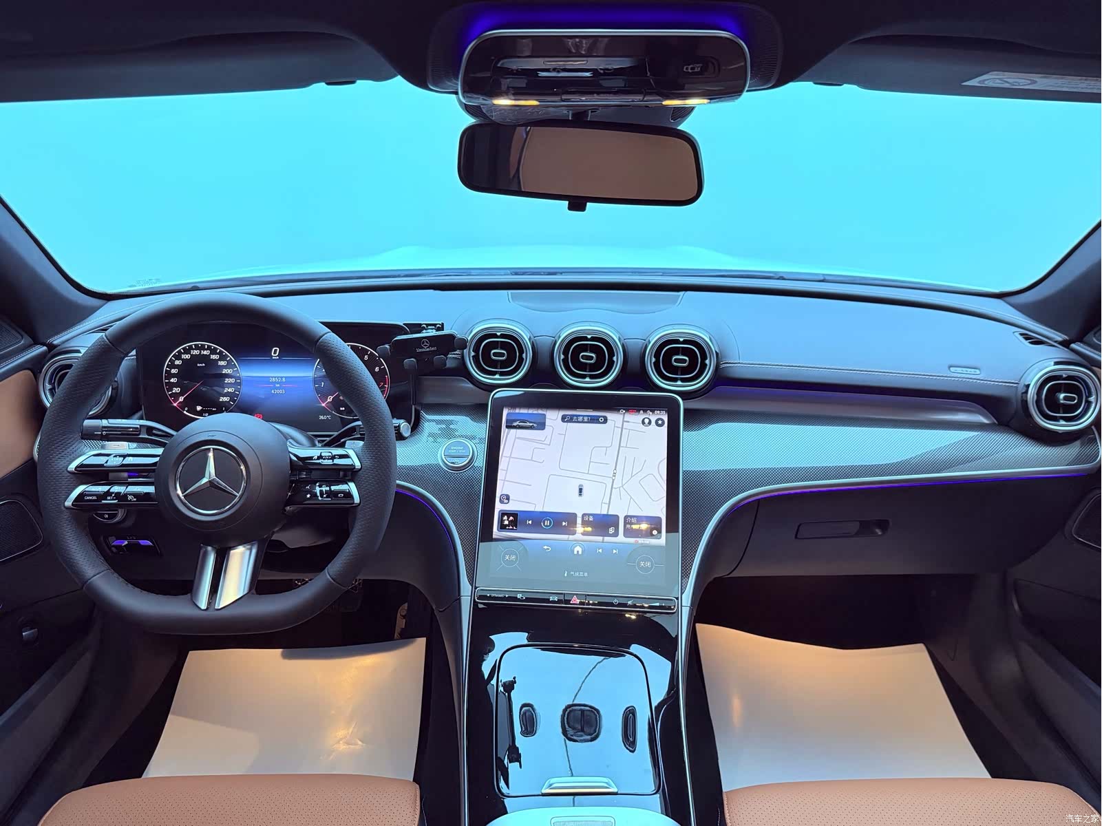 Mercedes-Benz C-Class, 2023 16