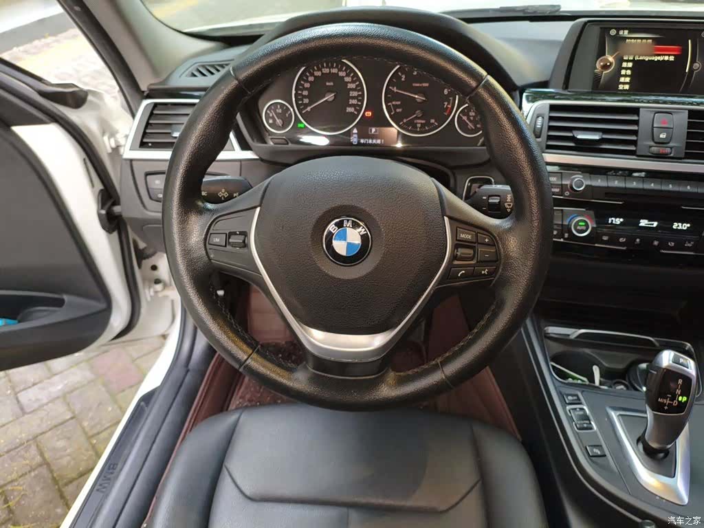 BMW 3 Series, 2016 3