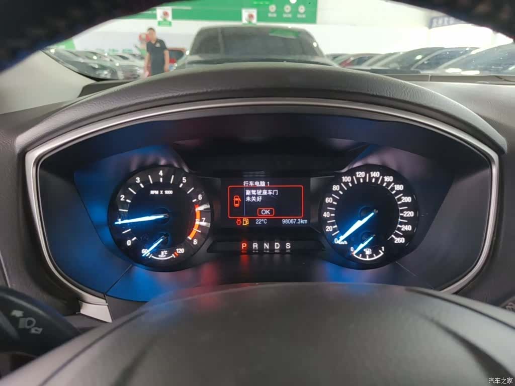Ford Mondeo, 2015 12