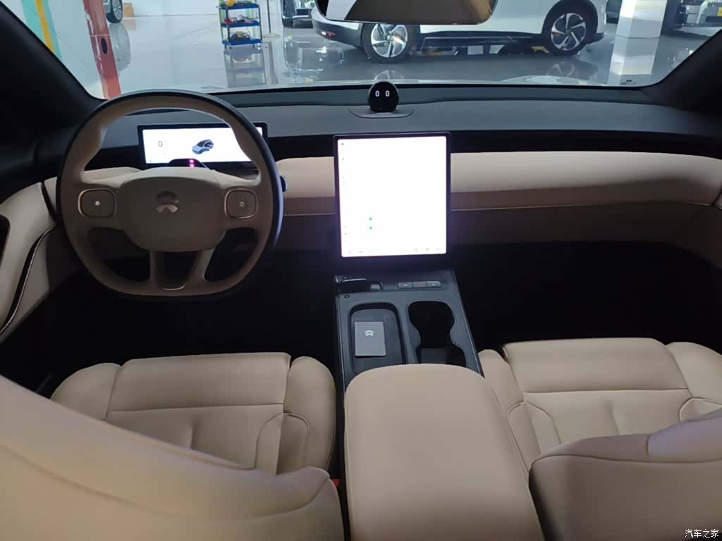 NIO ET5, 2024 10