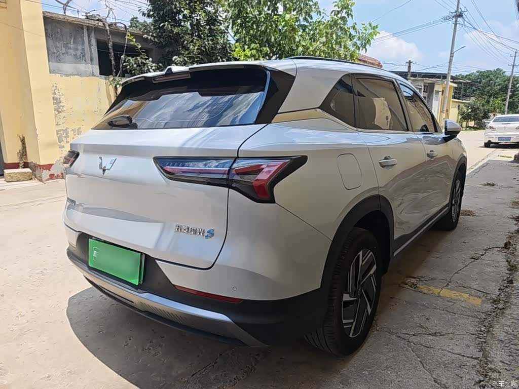Wuling Starlight, 2024 7