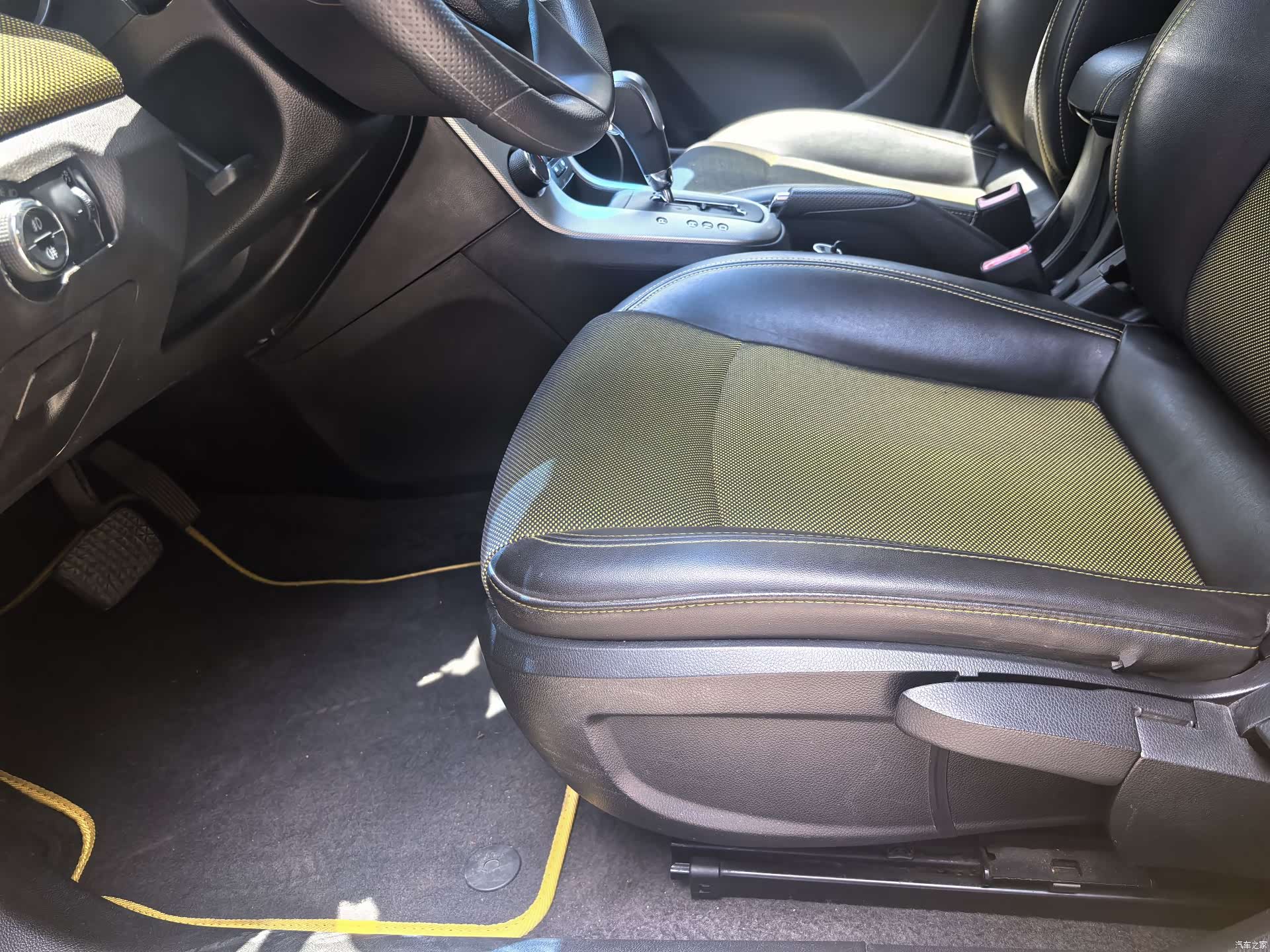 Chevrolet SE, 2011 17