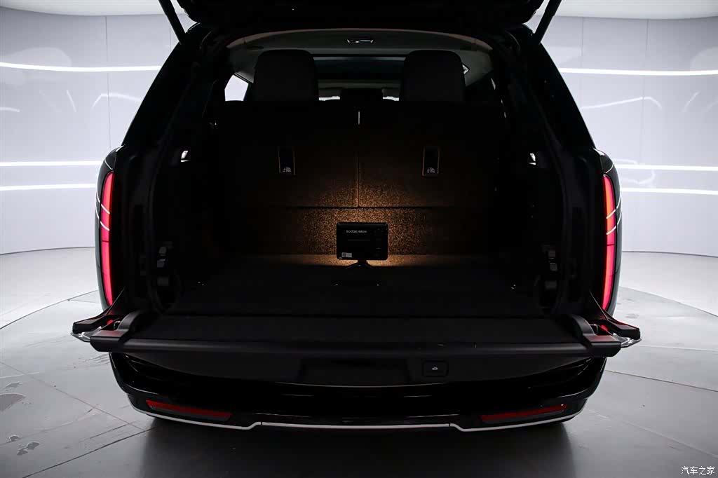 Land Rover Range Rover, 2024 14
