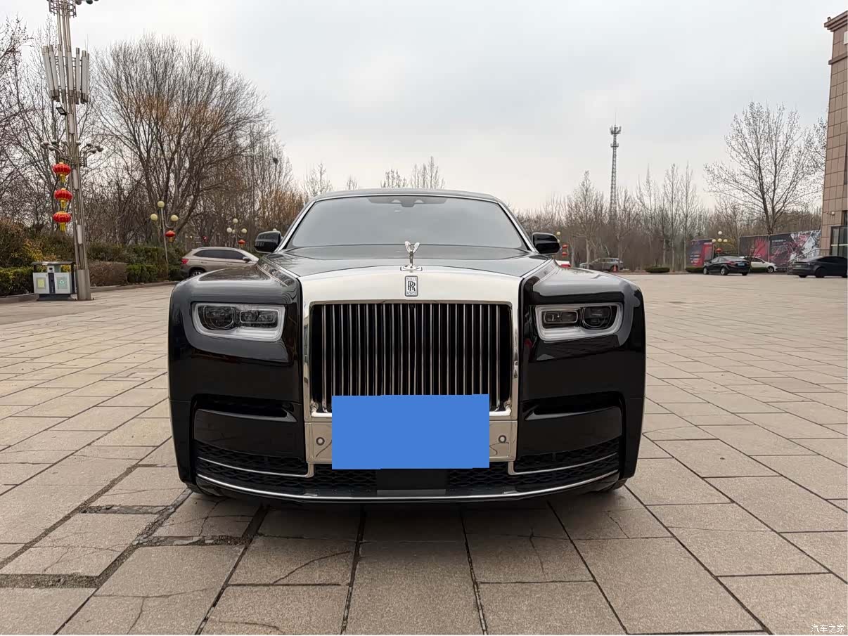 Rolls-Royce Phantom, 2021 1