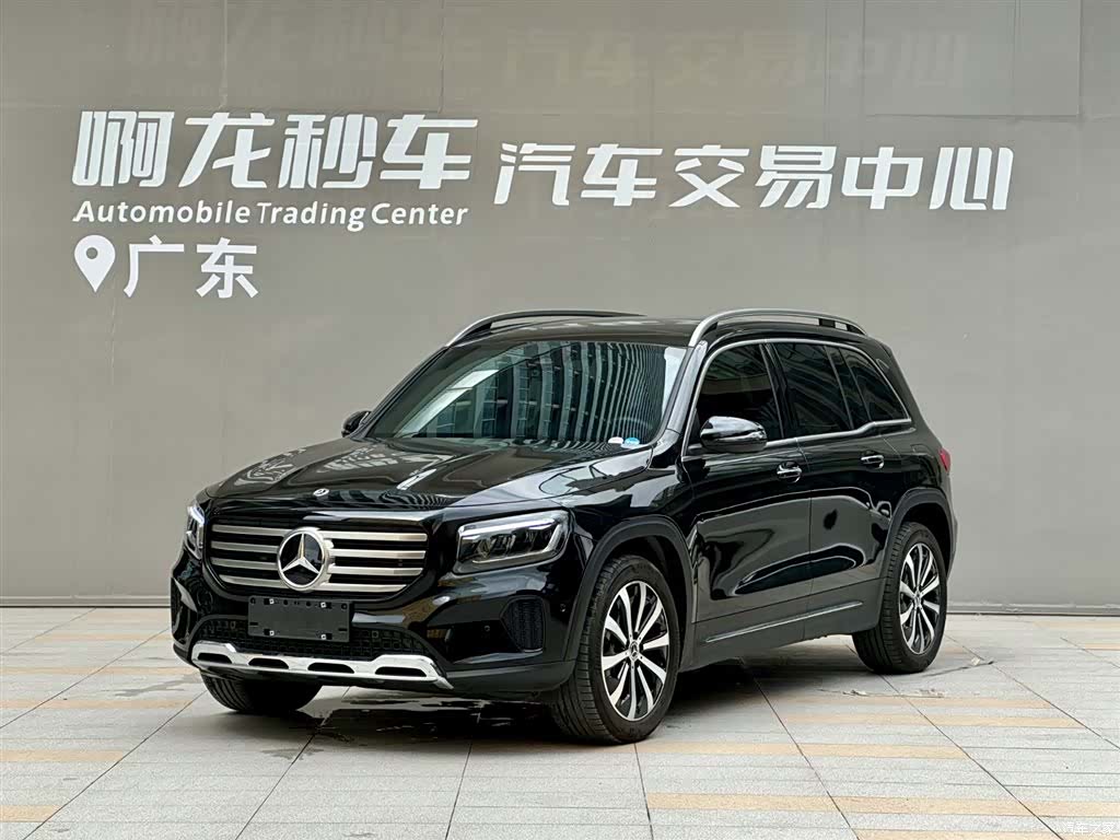 Mercedes-Benz GLB, 2024 1