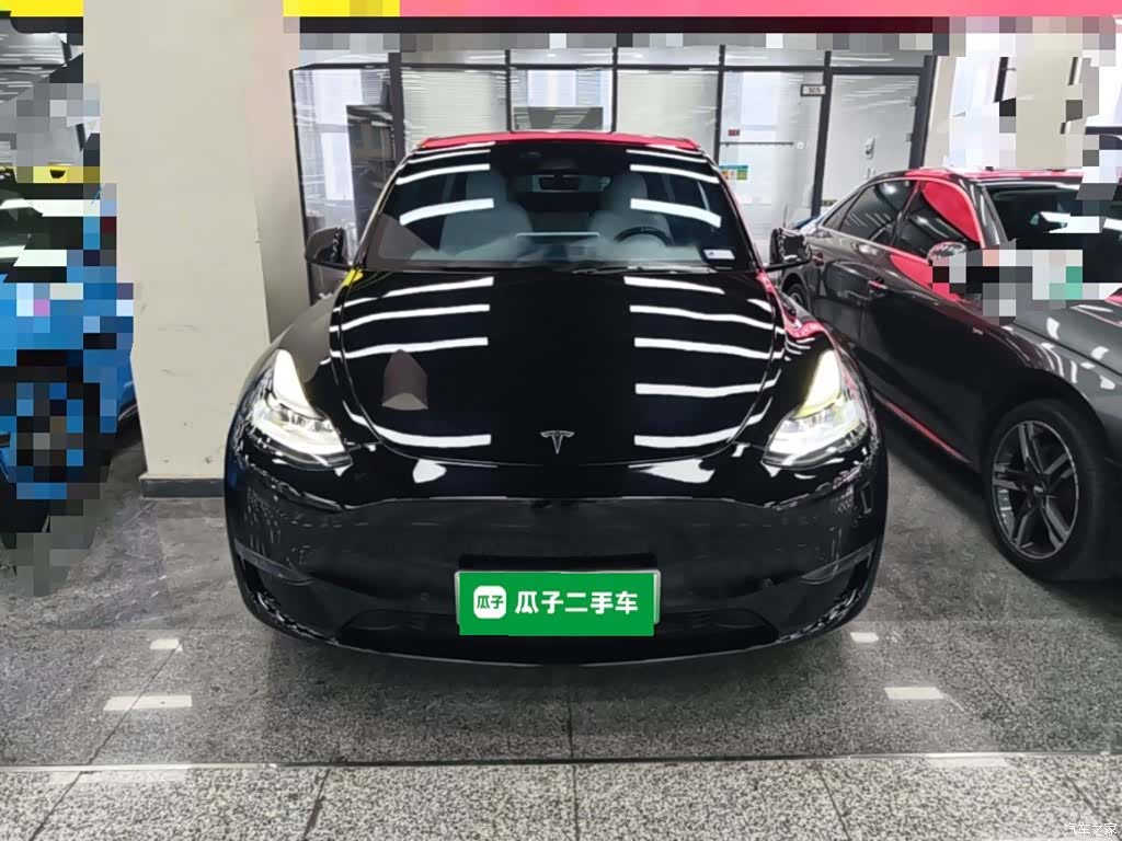 Tesla Model Y, 2021 3