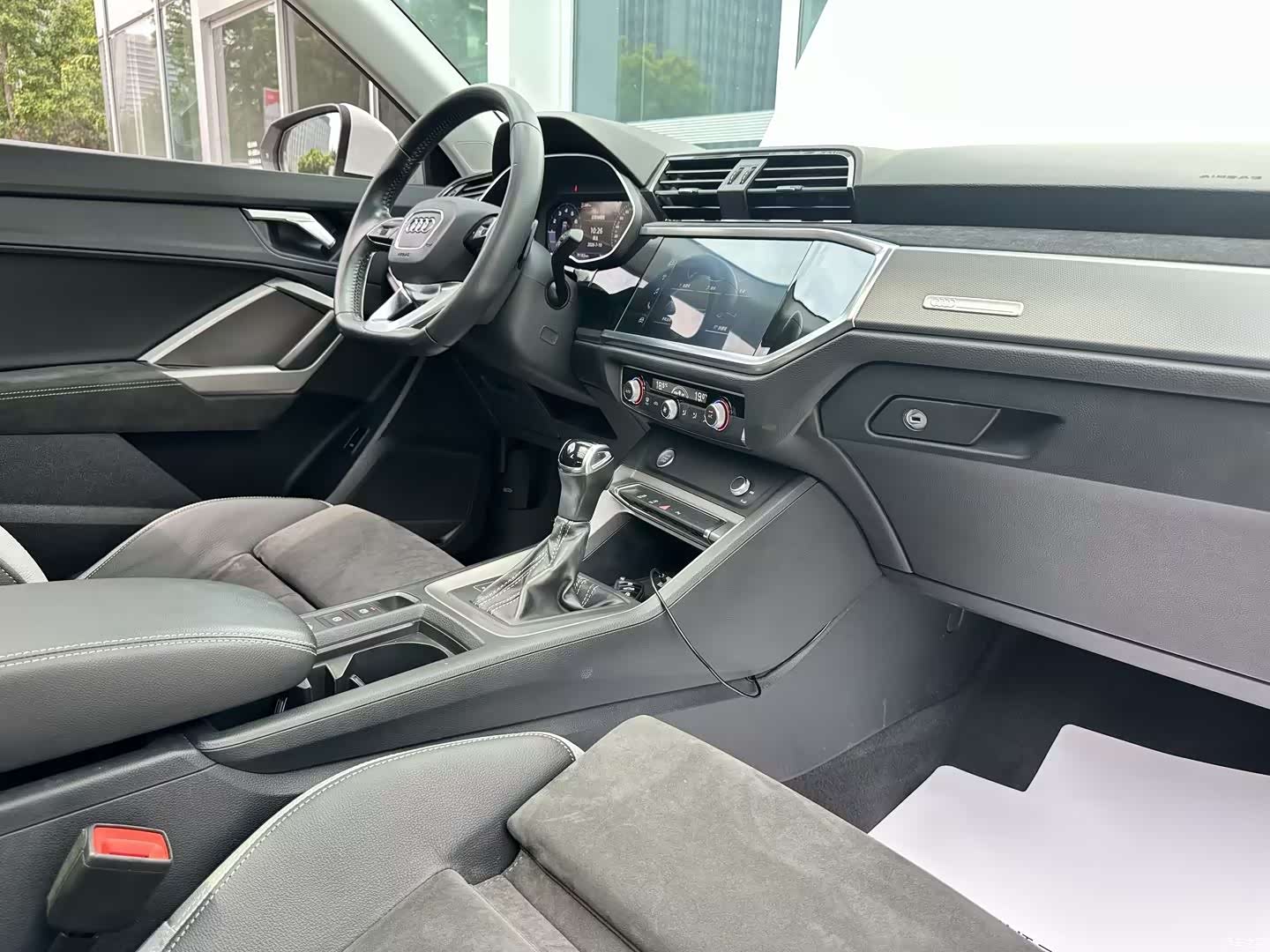 Audi Q3, 2020 9