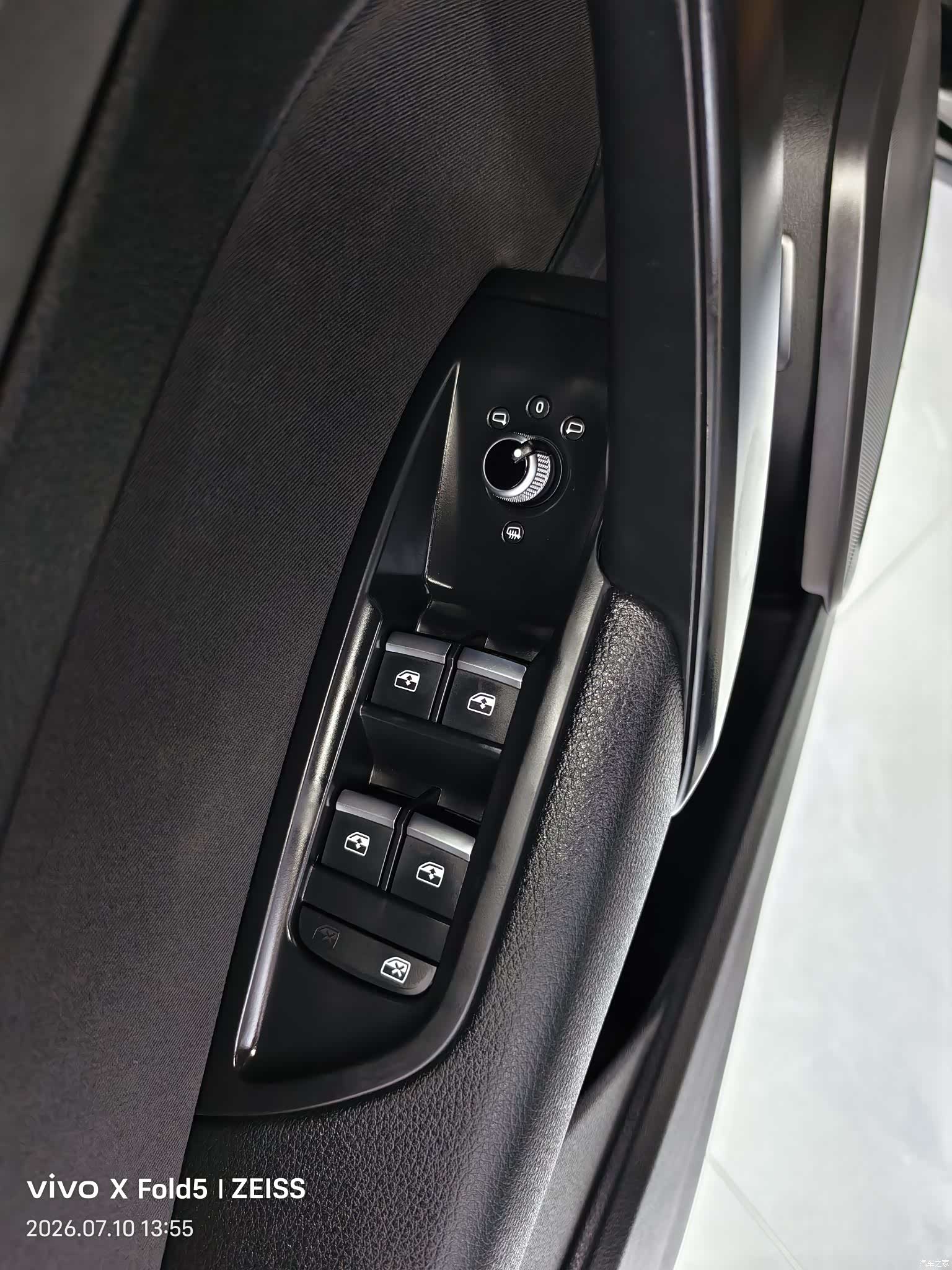 Audi Q5L, 2019 13