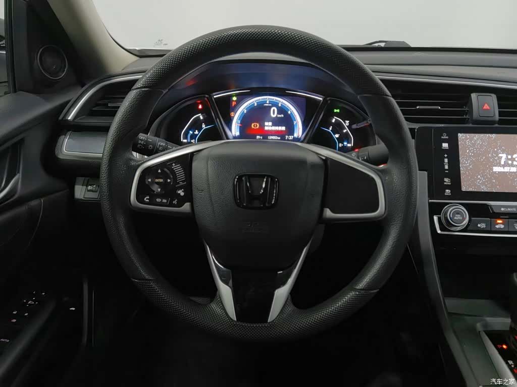 Honda Civic, 2018 11
