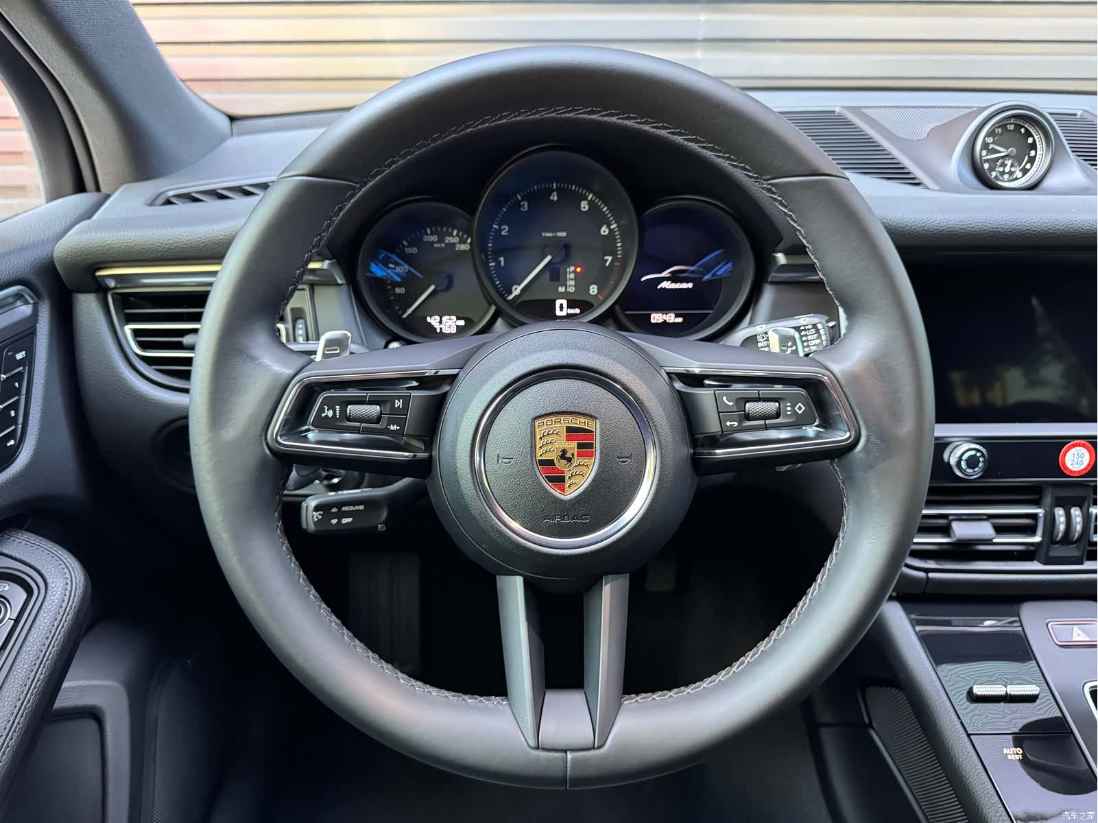 Porsche Macan, 2022 8