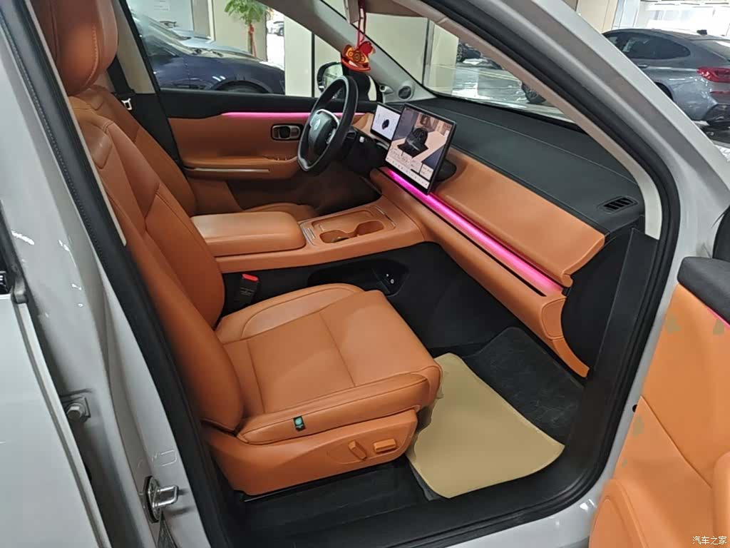 Leapmotor C10, 2025 25