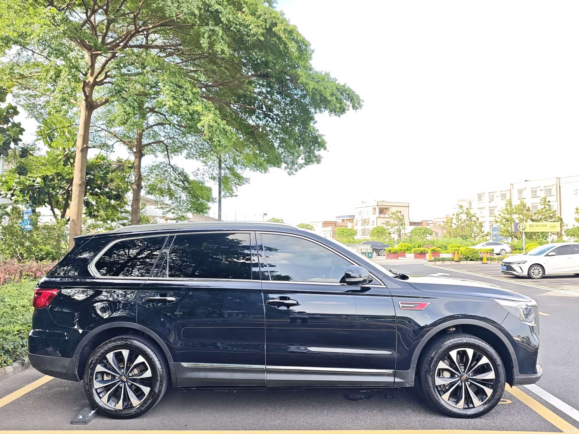 Hongqi HS7, 2020 все фото