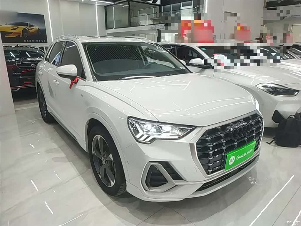Audi Q3, 2023 4