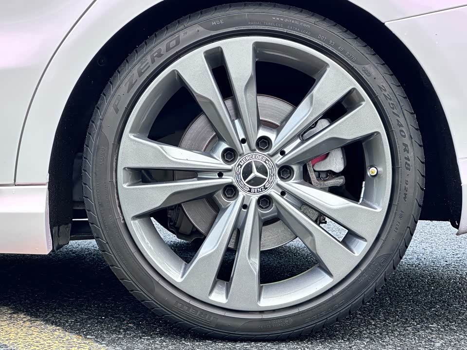 Mercedes-Benz CLA