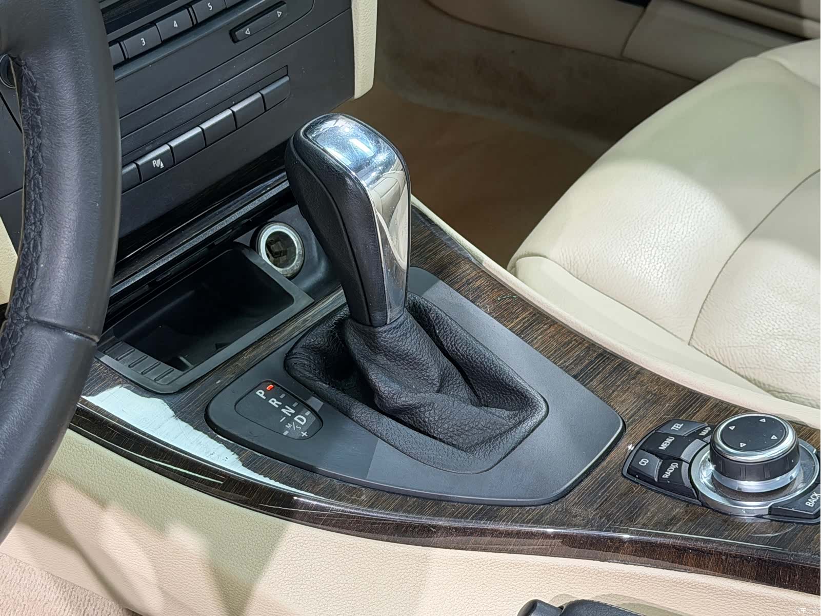 BMW 3 Series, 2011 13