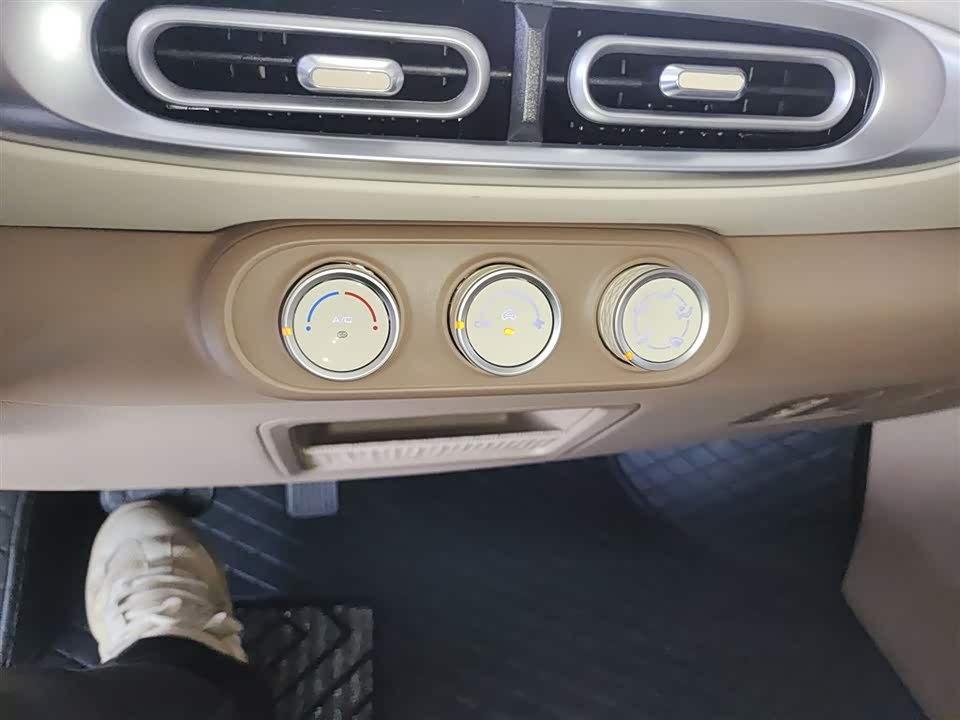 Wuling Hongguang MINIEV