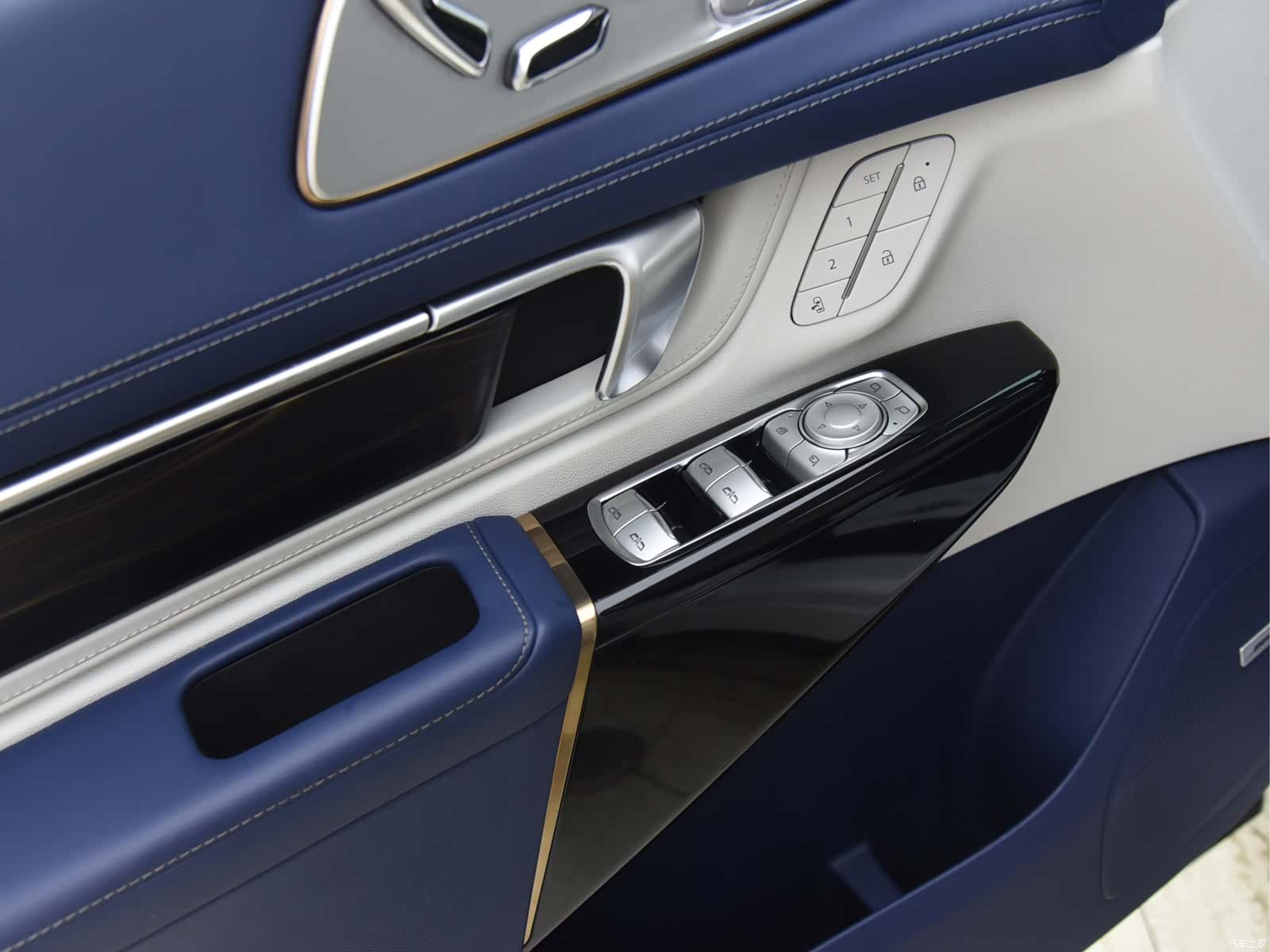 Buick Century, 2023 10