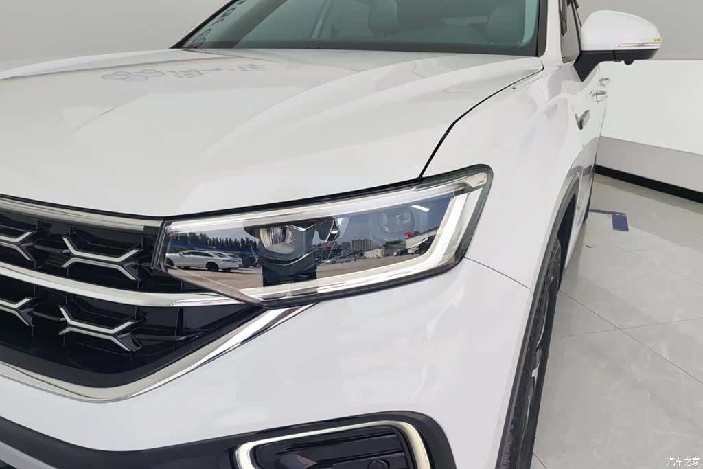 Volkswagen Tayron, 2024 все фото