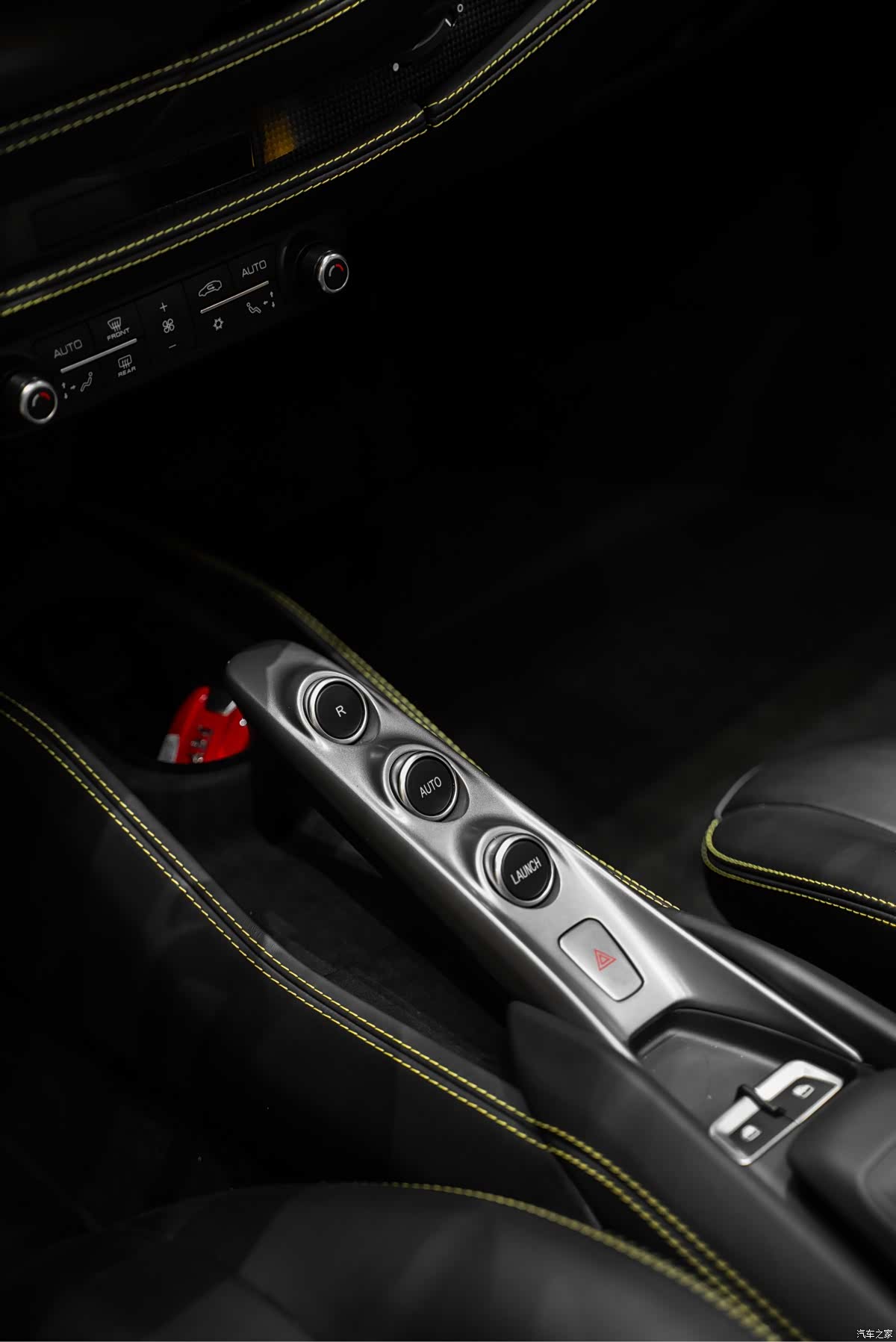 Ferrari F8, 2022 15