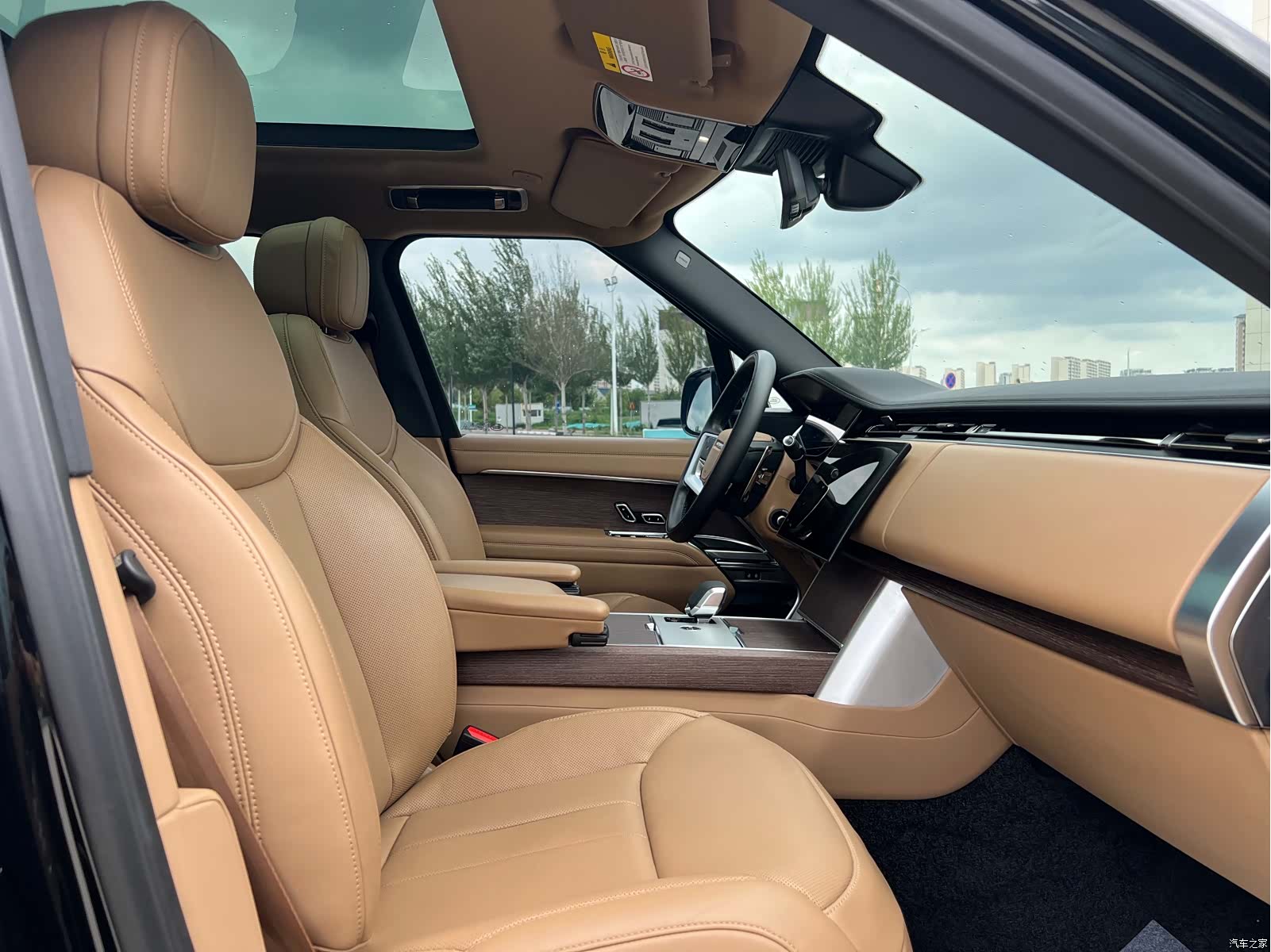 Land Rover Range Rover, 2025 все фото