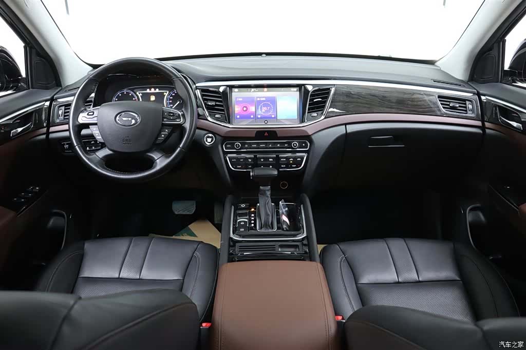 Trumpchi GS8, 2019 23