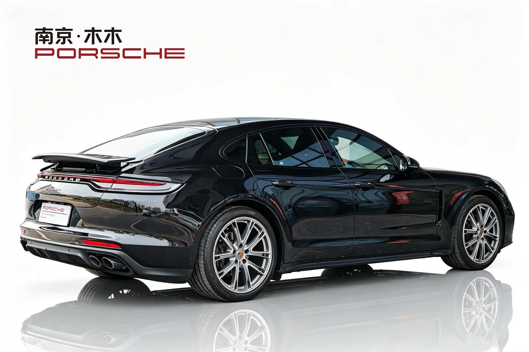 Porsche Panamera, 2022 3