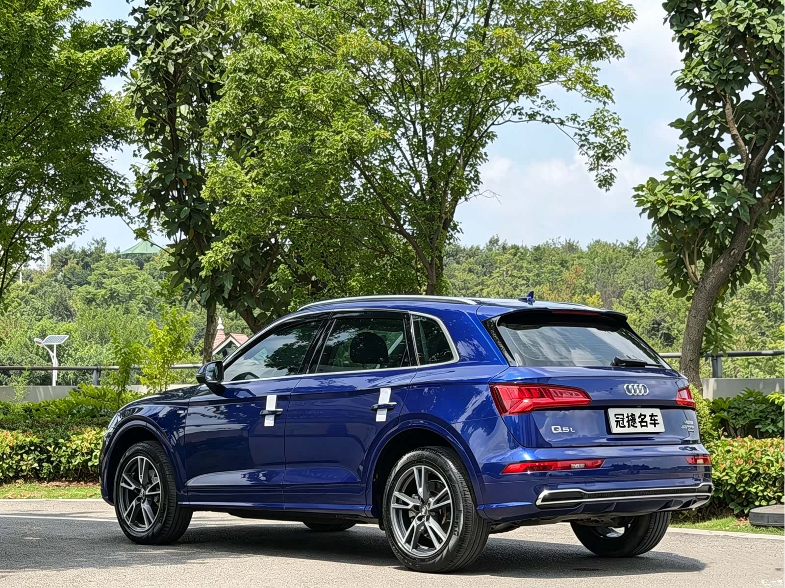 Audi Q5L, 2019 9