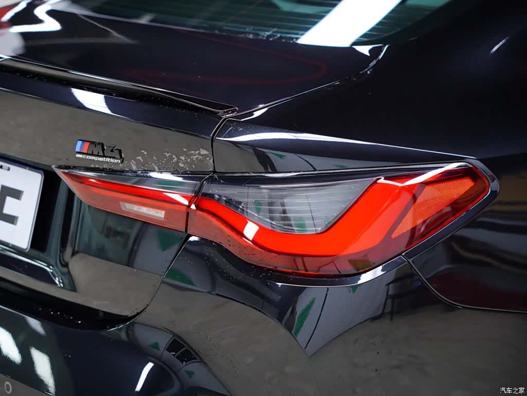 BMW M4, 2023 все фото