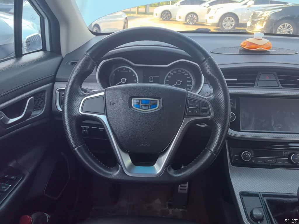 Geely Emgrand, 2018 11