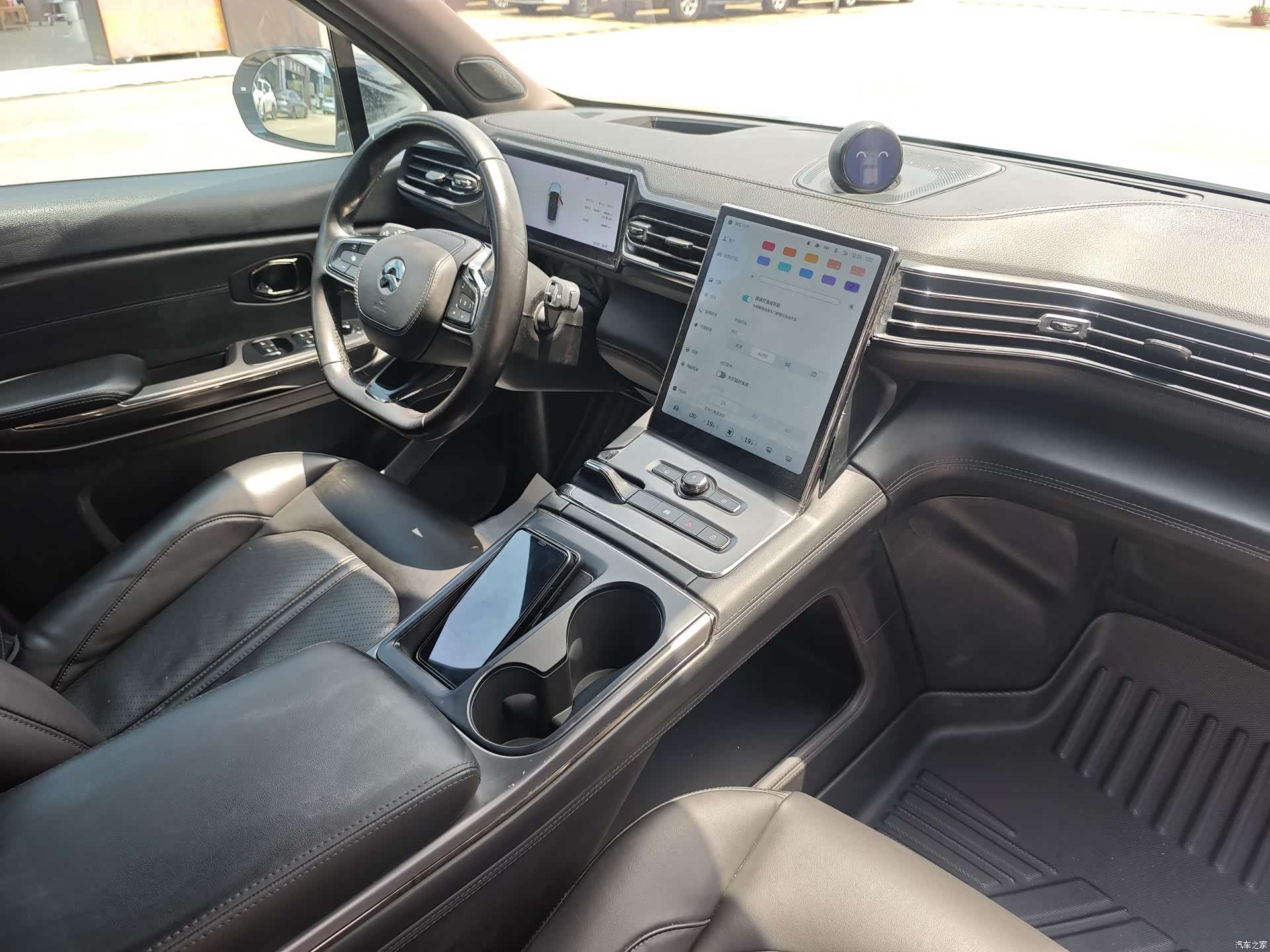 NIO ES6, 2022 8
