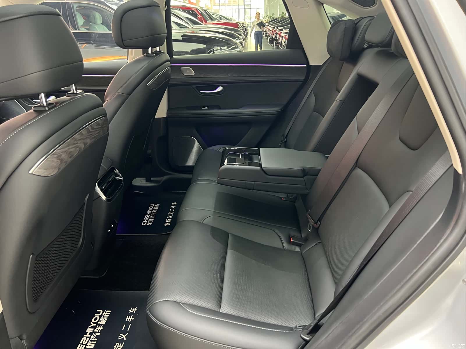 AITO M5, 2022 10
