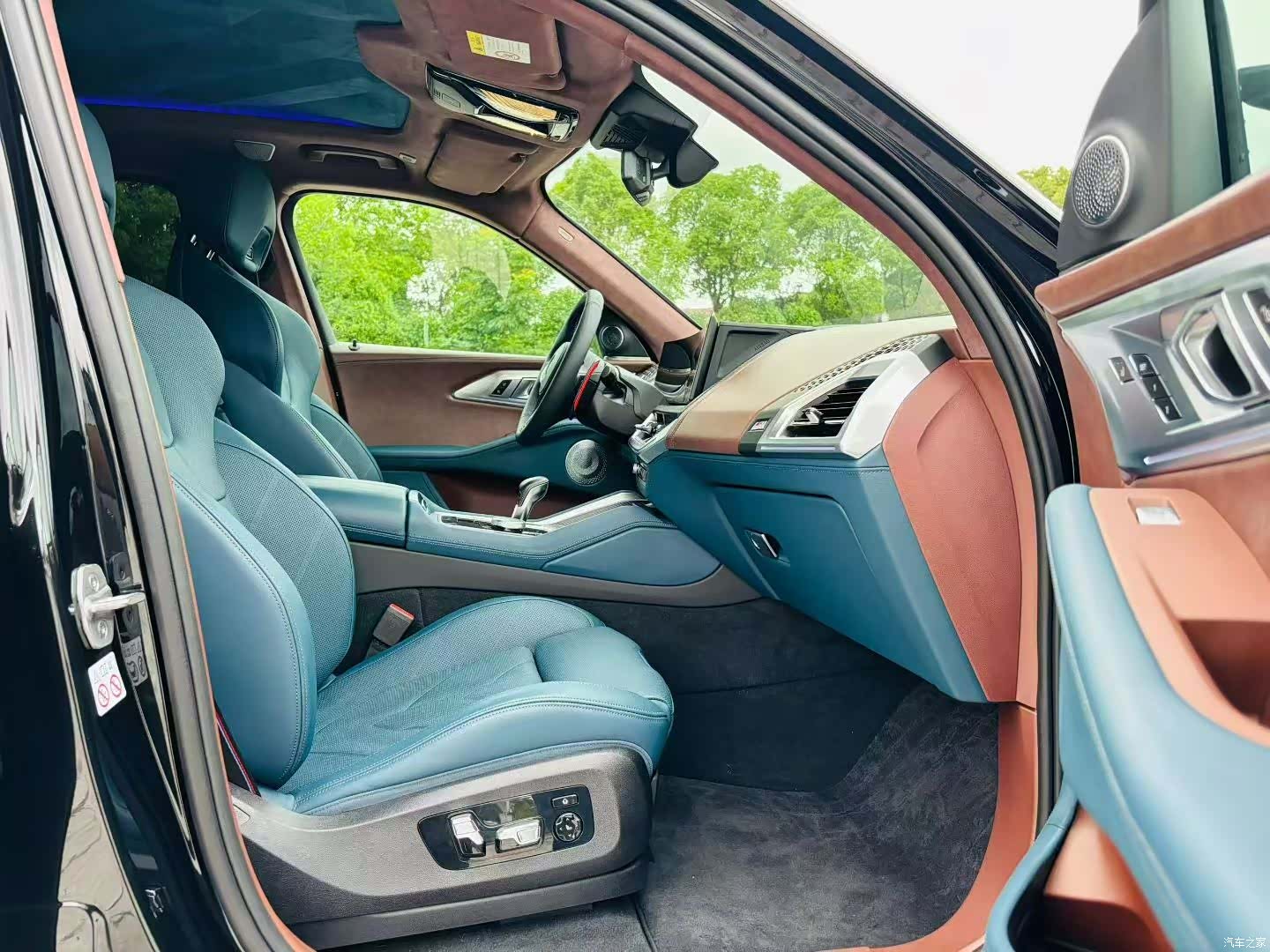 BMW XM, 2024 7